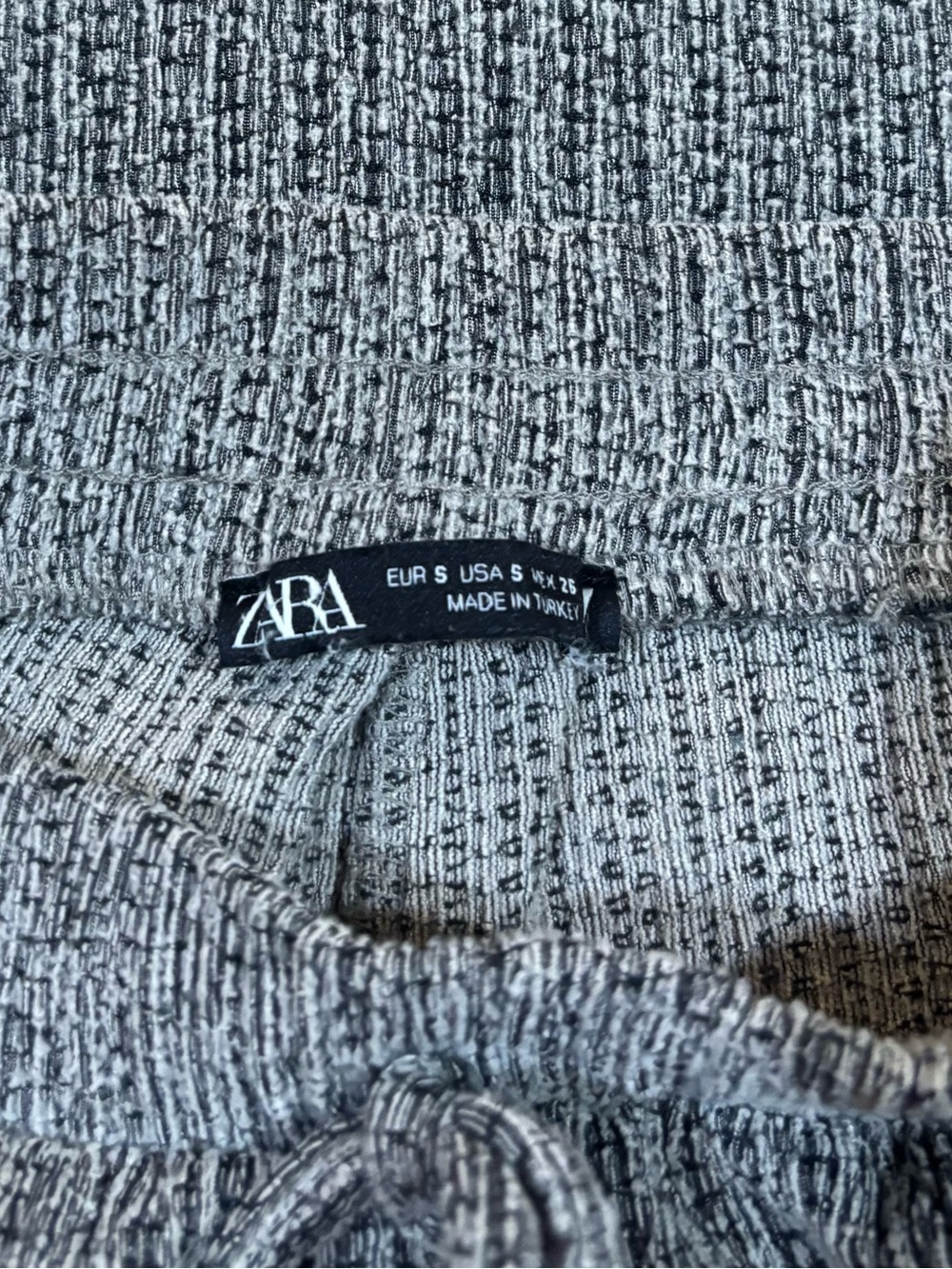 Zara Gray Ribbed Drawstring Pants - Picture 2 of 3